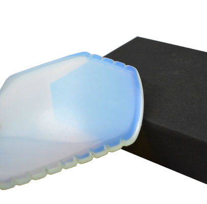 Продукт для ухода за кожей с опалитом Guasha 2024 Opal Stone Gua Sha Board для ухода за здоровьем лица и средства массажа лица