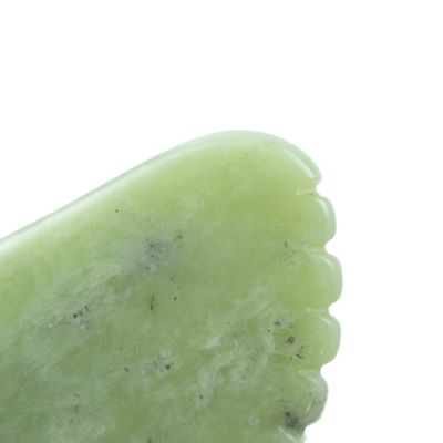Инструмент массажа тела натуральная форма сердца Xiuyan Jade Gua Sha Скребная доска для красоты лица и здоровья кожи Spa
