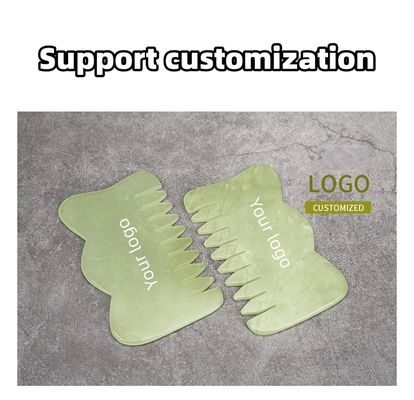 Настраиваемый логотип доступен в форме M Jade Gua Sha Stone Head Massager для ухода за здоровьем волос и массажа головы в салоне красоты