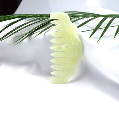 Естественный Xiuyan Jade Gua Sha скреббинг массажный гребень для терапии головы и средства для лечения кожи головы